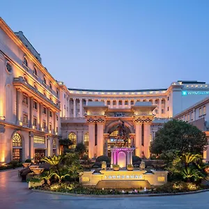 howard-johnson-hong-qiao-airport-hotel-shanghai.bestsuzhouhotels.com/